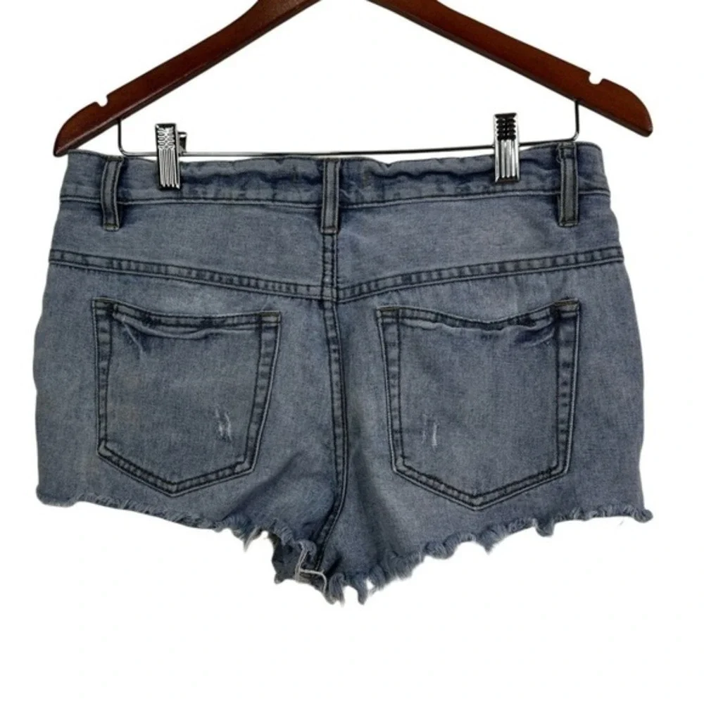 Free People Runaway Jillian Cut Off Button Fly Raw Hem‎ Jean Shorts Size W 28